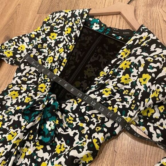 Proenza Schouler Yellow Floral Crepe Knot Midi Dress V-Neck Long Sleeve Size 2 - Picture 13 of 14